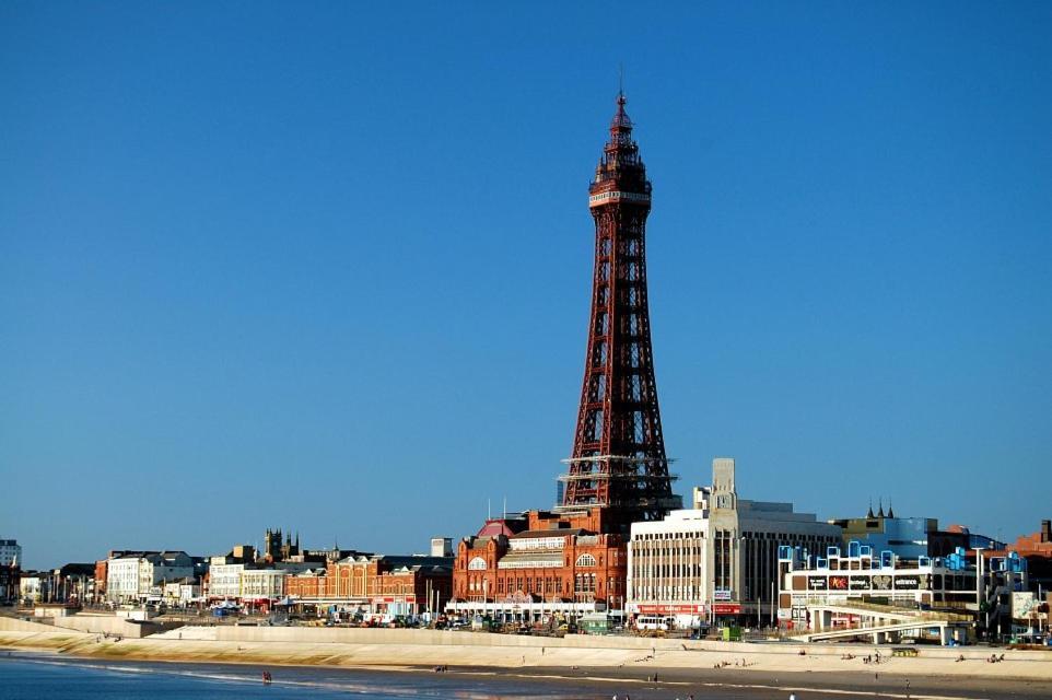 Blackpool Sleepover Apartment 1 Free Parking Sleeps 6 Eksteriør bilde